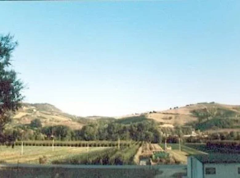 Haus 2 300 m² Scapriano, Italien