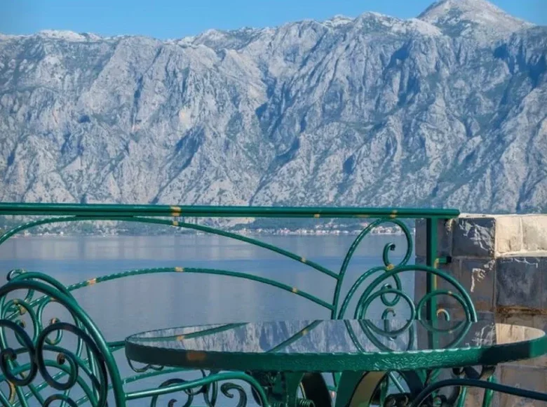 Villa 4 chambres 215 m² Muo, Monténégro