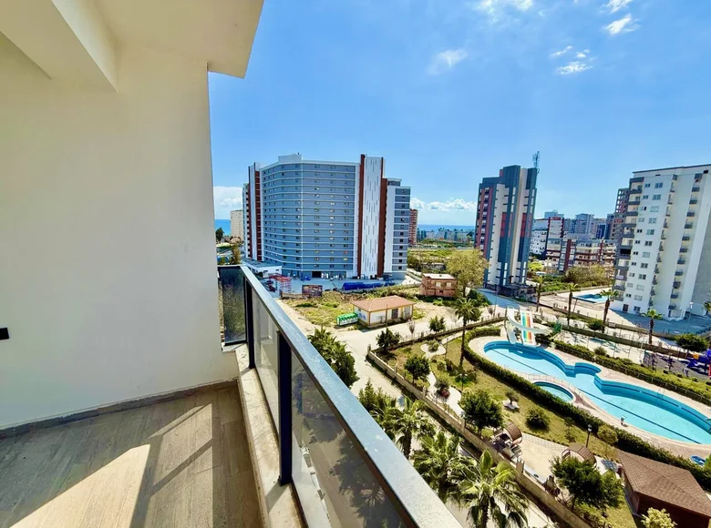 Квартира 3 комнаты 110 м² Мезитли, Турция