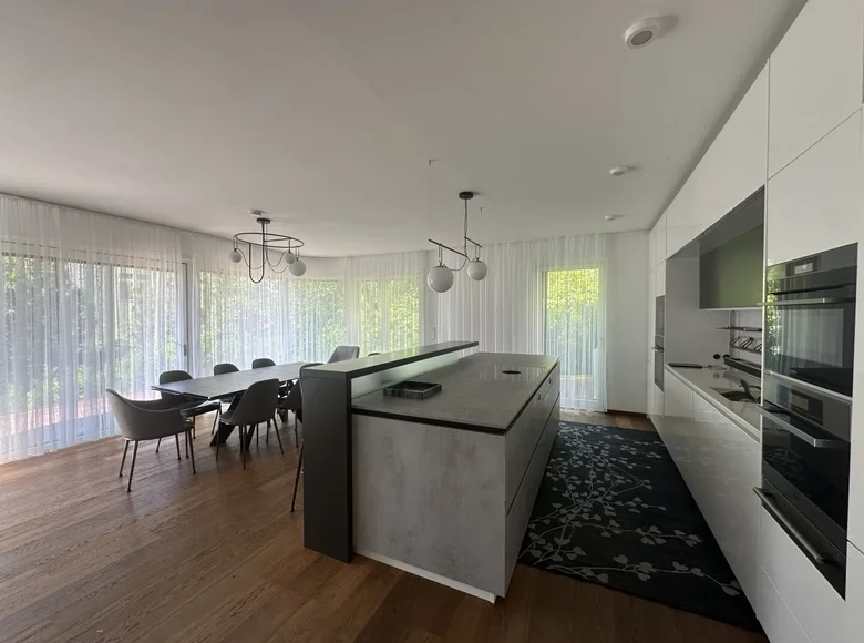 Apartamento 4 habitaciones  Viena, Austria