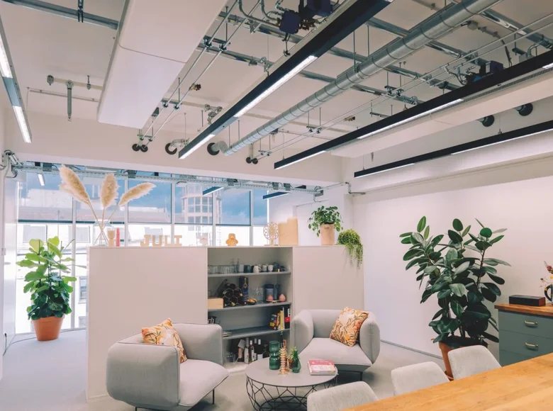 Офис 24 комнаты 400 м² в Вене, Австрия