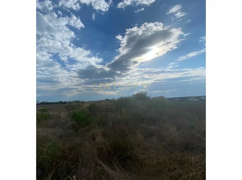 Land  Golem, Albania