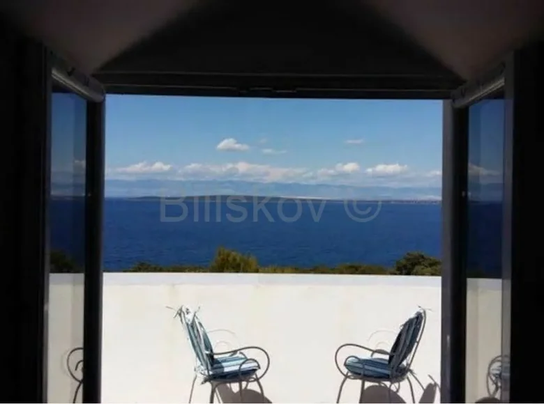 6 room house 277 m² Premuda, Croatia