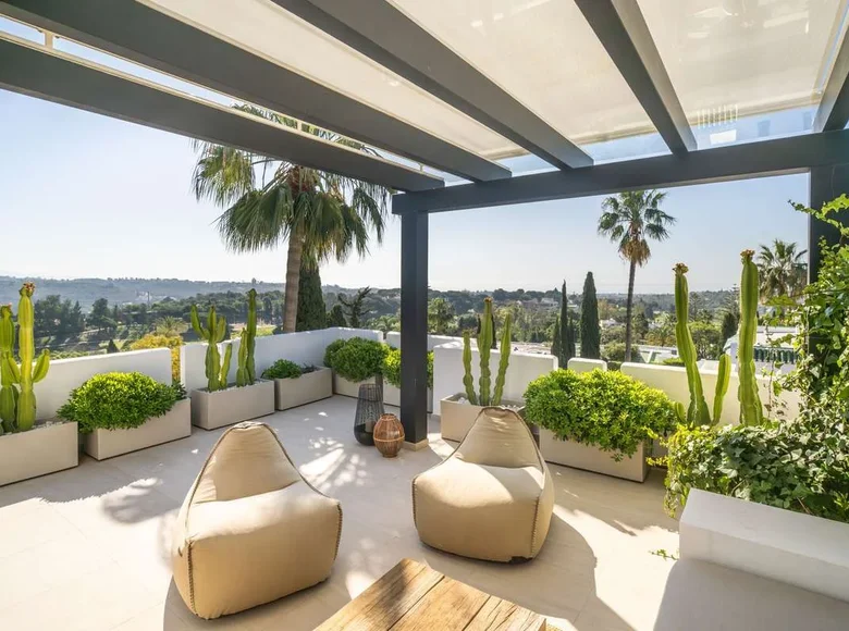 Таунхаус 4 спальни 267 м² Benahavis, Испания