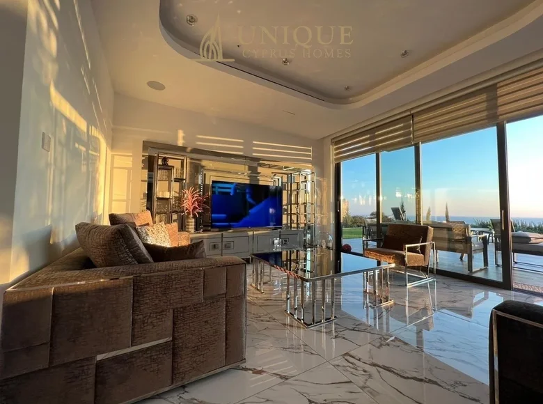 4 bedroom Villa 350 m² Peyia, Cyprus