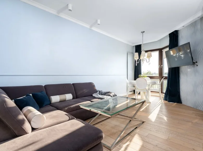 Gewerbefläche 3 zimmer 70 m² in Warschau, Polen