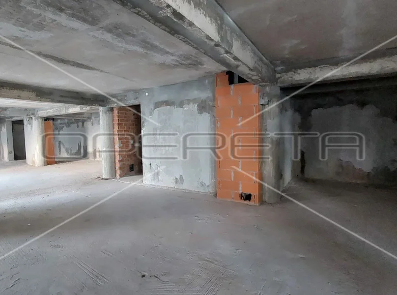 Commercial property 224 m² in Grad Sibenik, Croatia