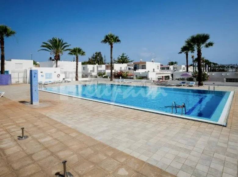 Квартира 3 спальни 110 м² Арона, Испания