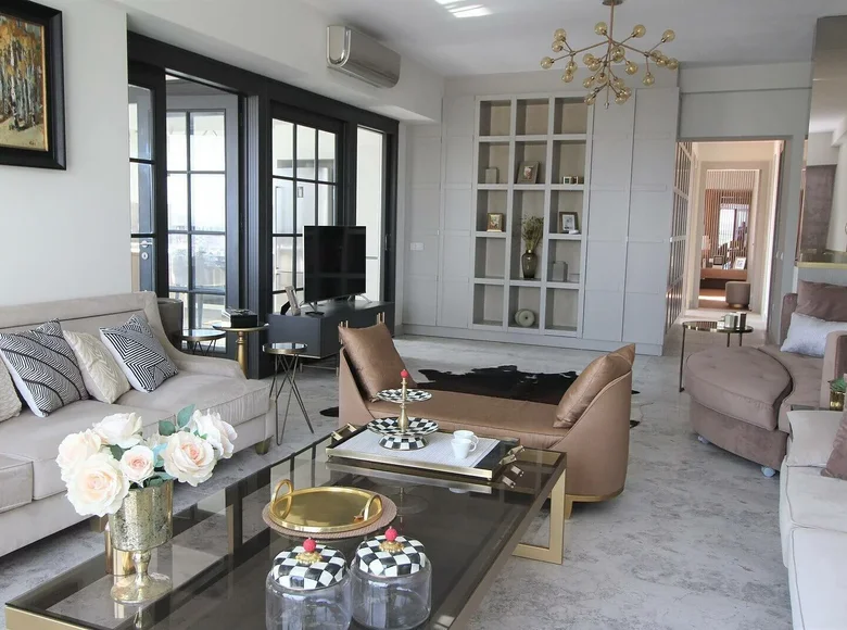Appartement 3 chambres 117 m² Umraniye, Turquie