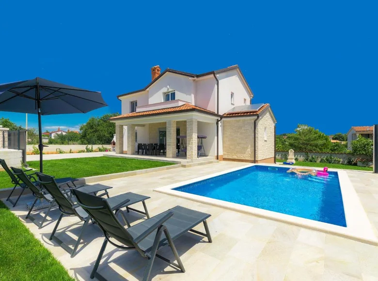 Villa de tres dormitorios 150 m² Grad Porec, Croacia