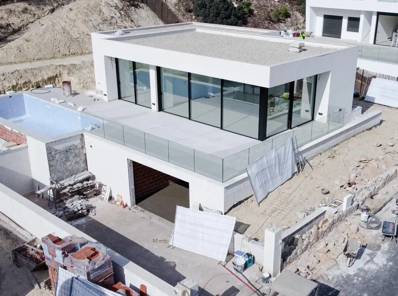 Дом 4 комнаты  Ориуэла, Испания