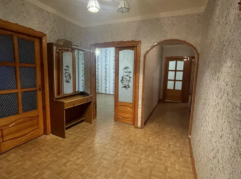 Mieszkanie 3 pokoi 72 m² Borysów, Białoruś