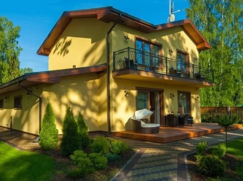 Вилла 5 спален 250 м² Юрмала, Латвия