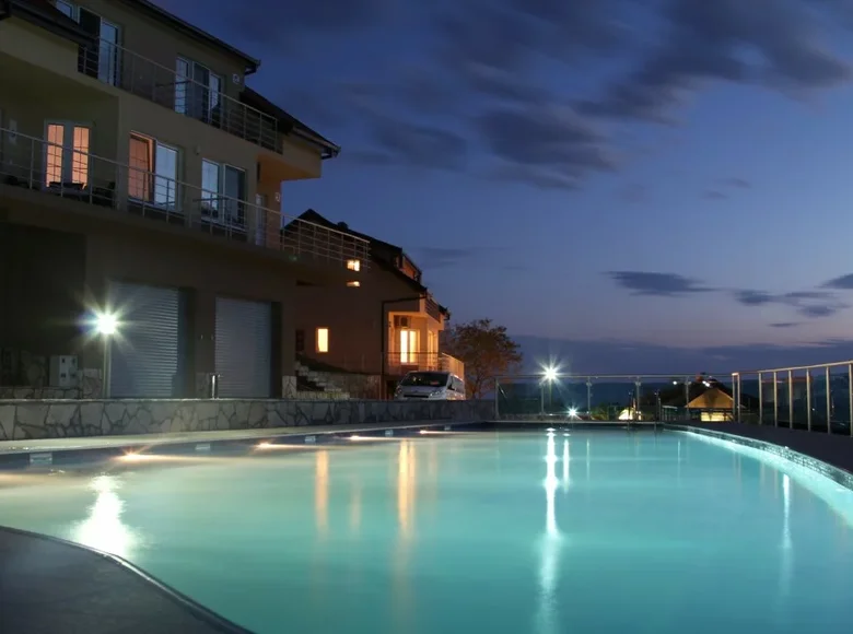 Wohnung 2 Schlafzimmer 132 m² Bar, Montenegro