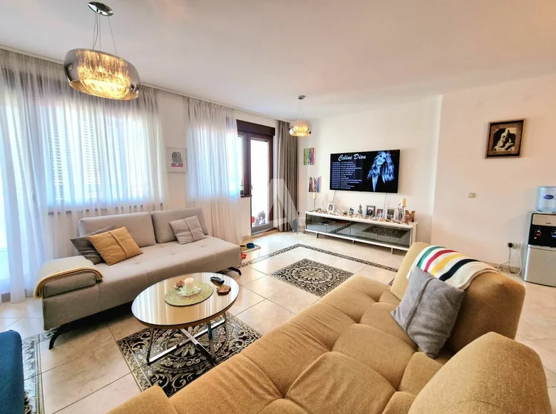 2 bedroom apartment 109 m² Becici, Montenegro