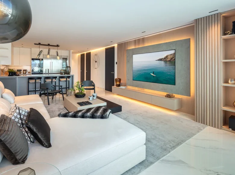 Mieszkanie 3 pokoi 149 m² Marbella, Hiszpania