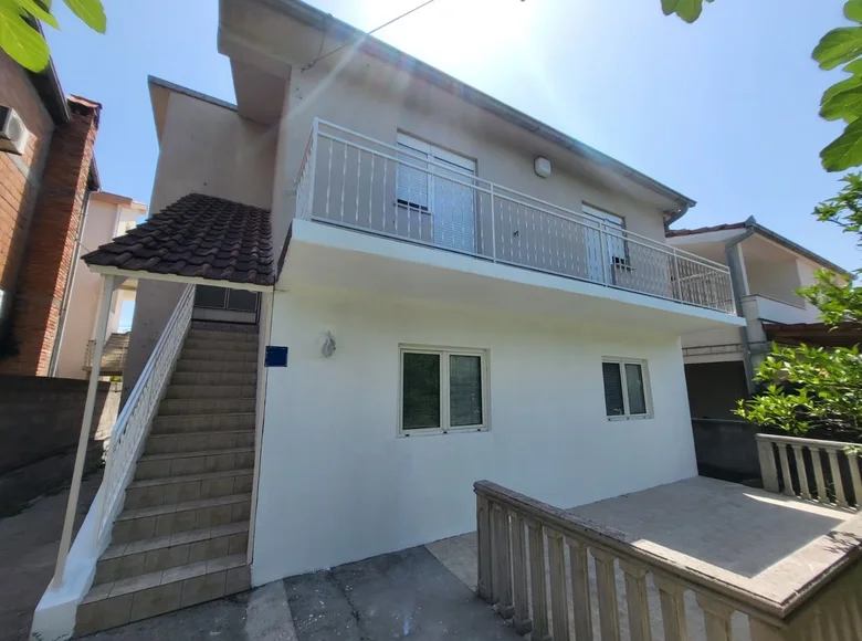 Maison 6 chambres  Tivat, Monténégro