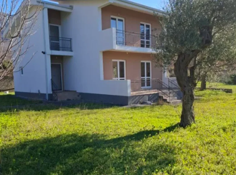 Casa 3 habitaciones 200 m² Bar, Montenegro