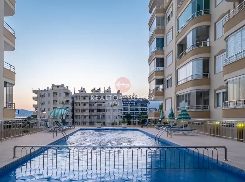 Квартира 1 комната 120 м² Оба, Турция