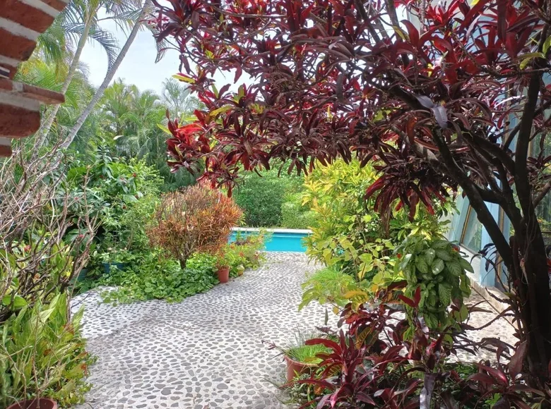 Дом 3 спальни 260 м² Emiliano Zapata, Мексика