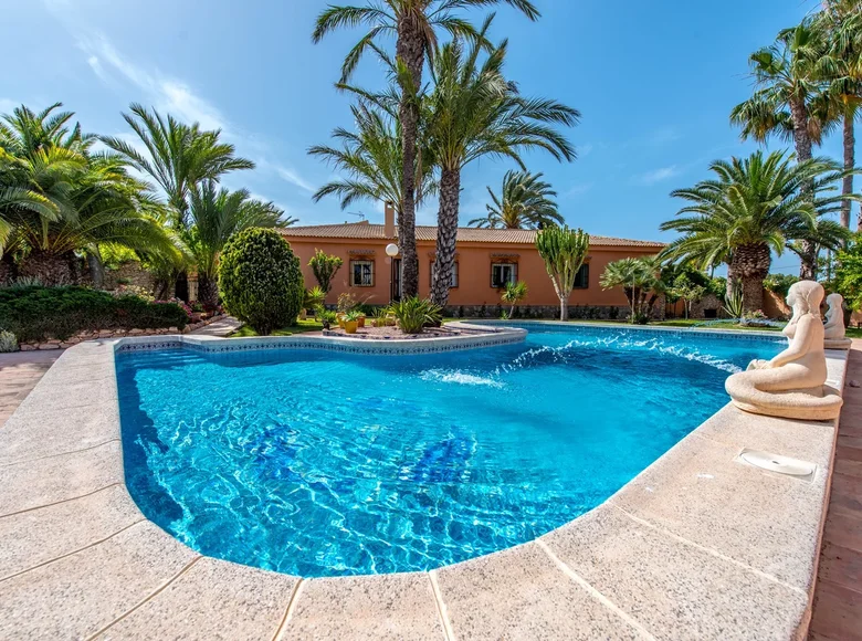 5-Schlafzimmer-Villa 283 m² Abadin, Spanien