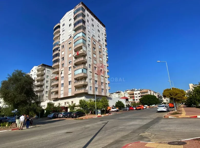 Appartement 1 chambre 185 m² Muratpasa, Turquie
