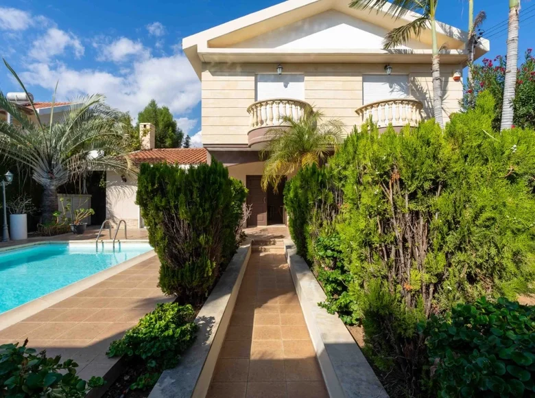 Haus 4 Schlafzimmer  Germasogeia, Zypern