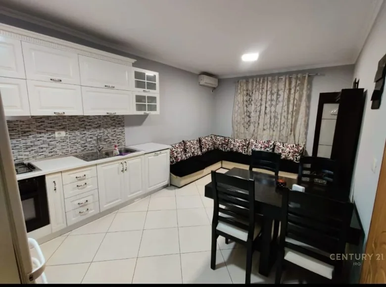 Квартира 3 комнаты 59 м² Тирана, Албания