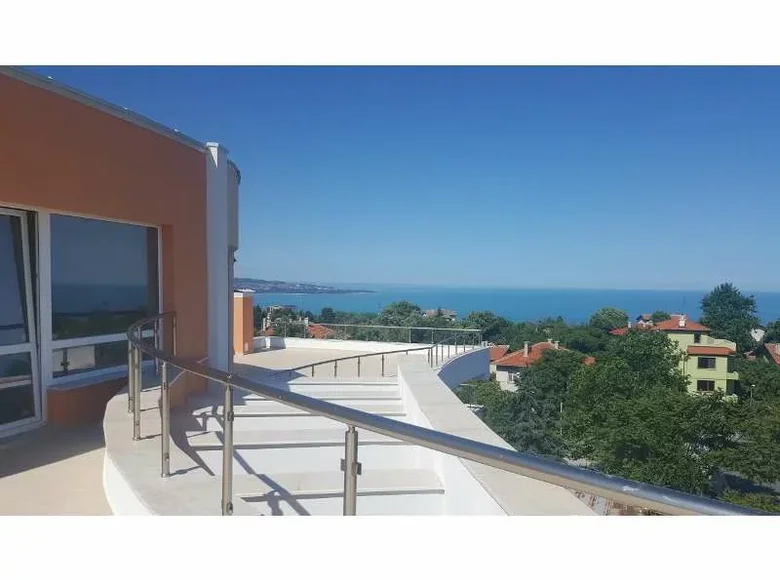 Apartment 233 m² Varna, Bulgaria