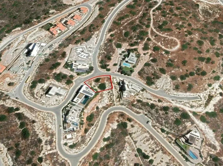 Parcelas  Agios Tychonas, Chipre