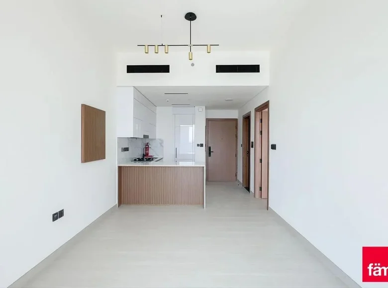 Apartamento 1 habitación 689 m² Dubái, Emiratos Árabes Unidos