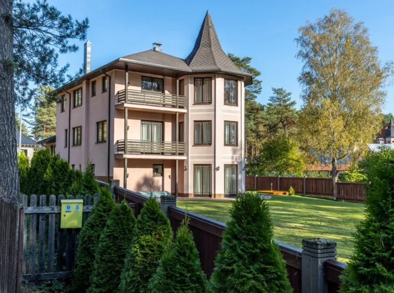 7 room house  Riga, Latvia