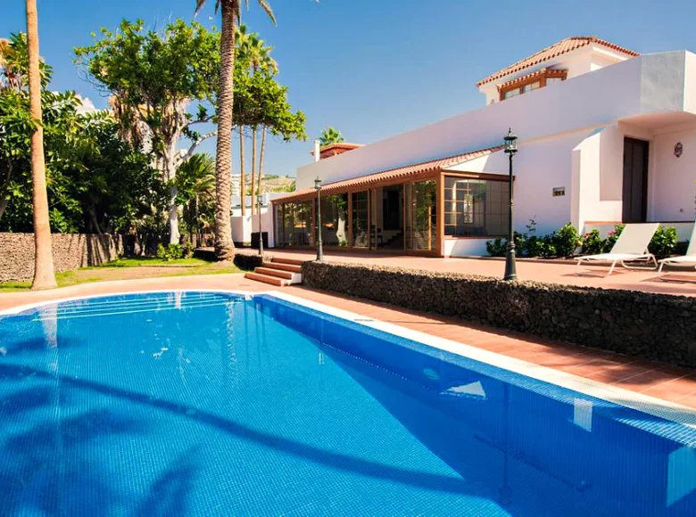 Villa de 6 chambres 1 500 m² Arona, Espagne