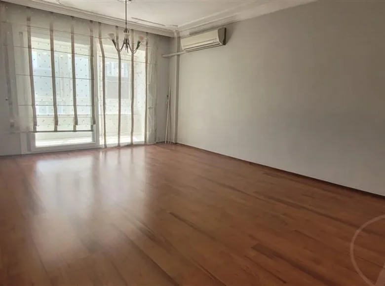 Квартира 4 комнаты 167 м² Karabaglar, Турция