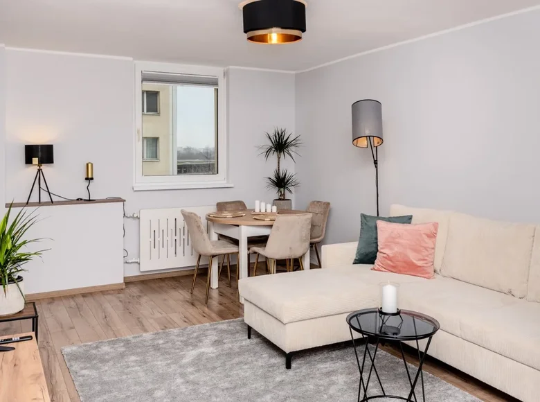 1 room apartment 40 m² in Warsaw, Poland