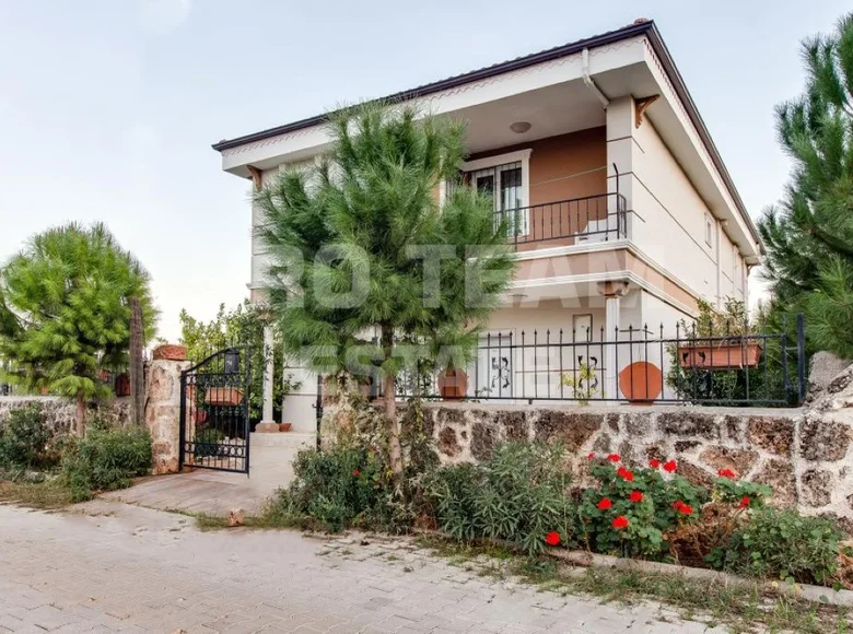 3 bedroom villa 300 m² Dosemealti, Turkey