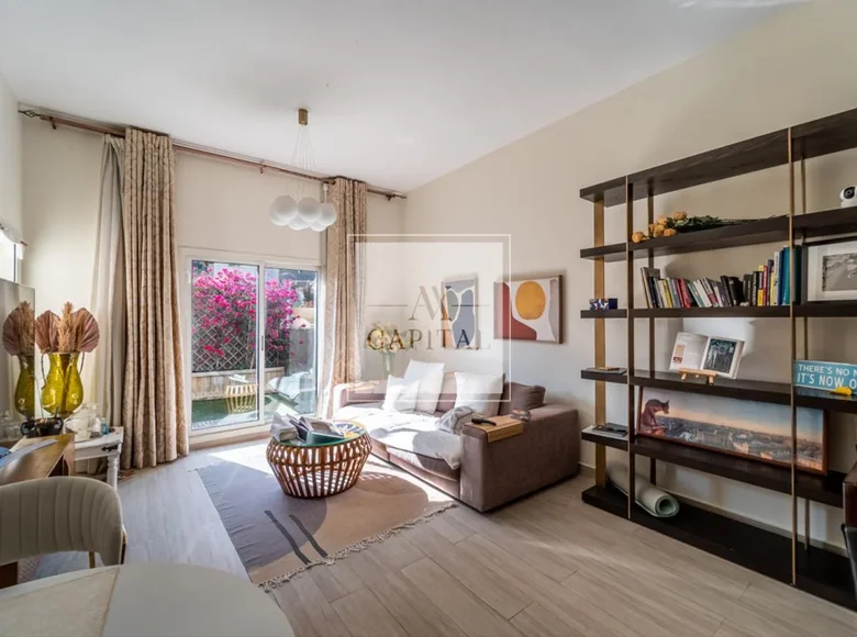 Квартира 1 комната 1 181 м² Дубай, ОАЭ