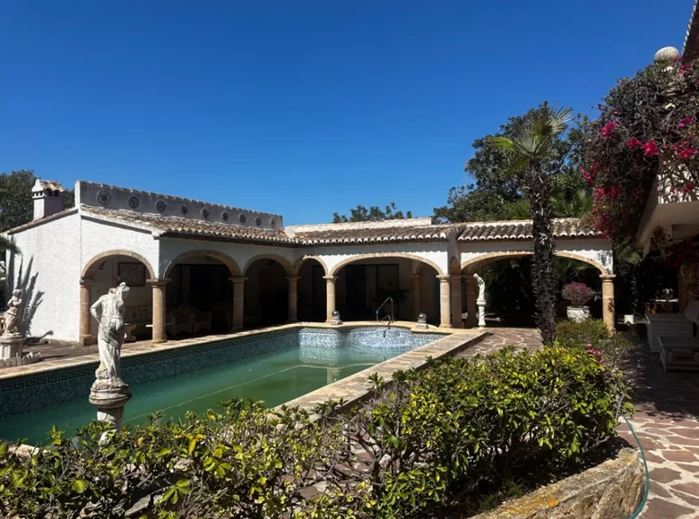 Villa de 7 dormitorios 480 m² Javea, Španjolska