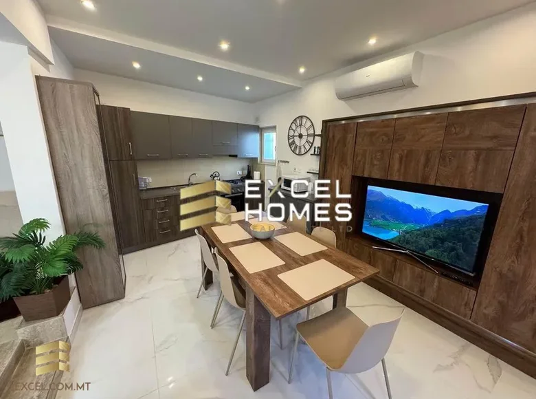 Maison de ville 2 chambres  en Xghajra, Malte