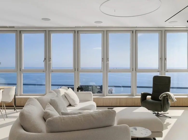 2 room apartment 79 m² Gdynia, Poland