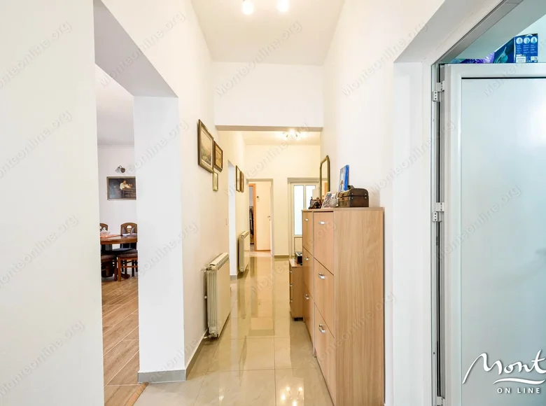 Appartement 3 chambres 116 m² Tivat, Monténégro