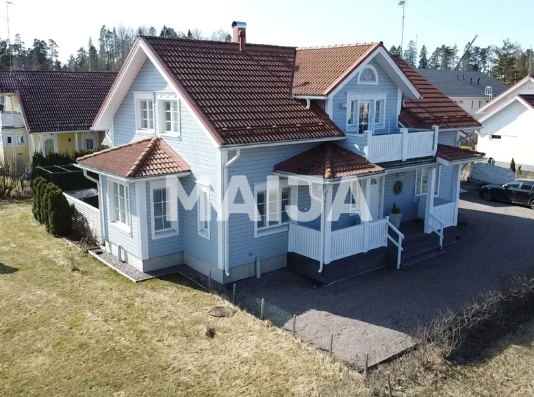 5 bedroom house 172 m² Helsinki sub-region, Finland