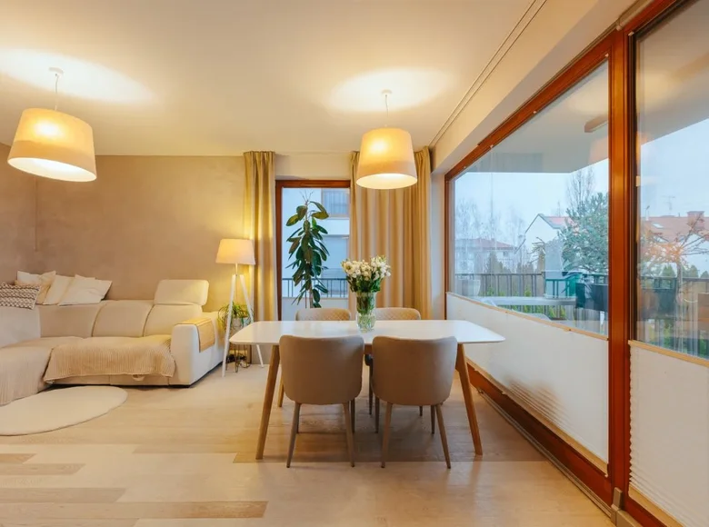 4 room apartment 103 m² Warsaw, Poland