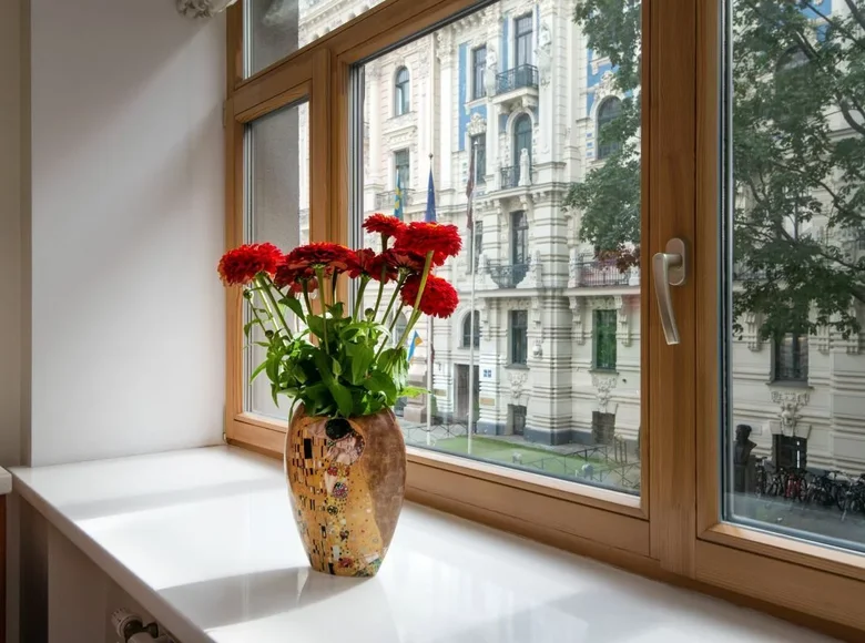 Mieszkanie 4 pokoi 127 m² Ryga, Łotwa