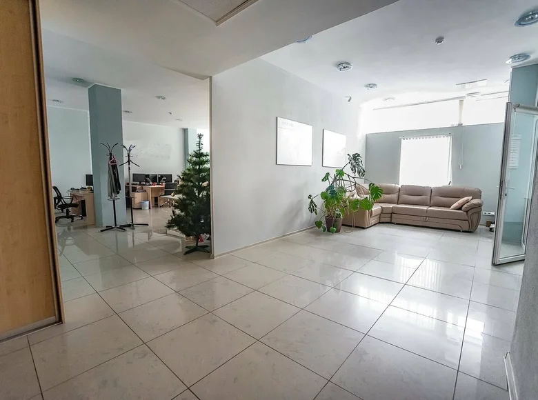Коммерческое помещение 320 м² Минск, Беларусь