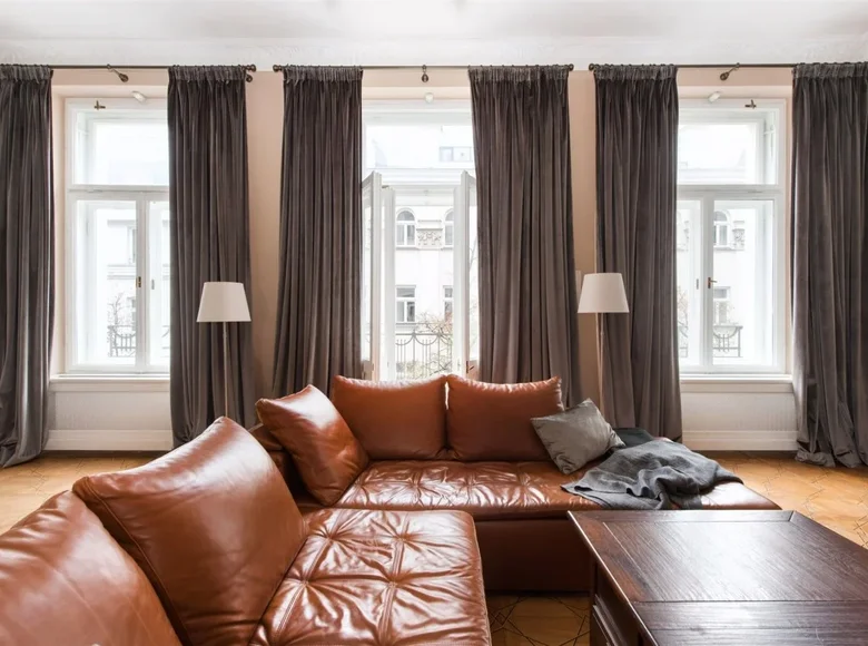 4 room apartment 150 m² in Warsaw, Poland