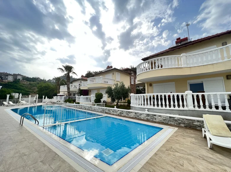 Willa 4 pokoi  Alanya, Turcja