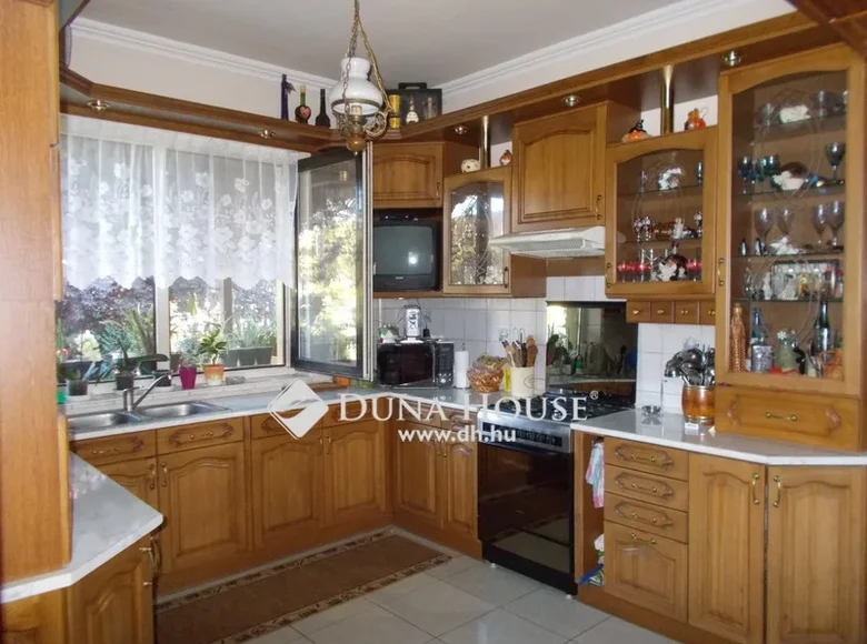 House 2 bathrooms 160 m² in Great Plain and North, All countries