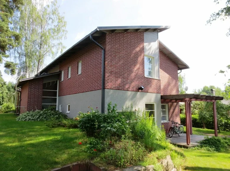 5 bedroom house 290 m² Lappeenranta sub-region, Finland