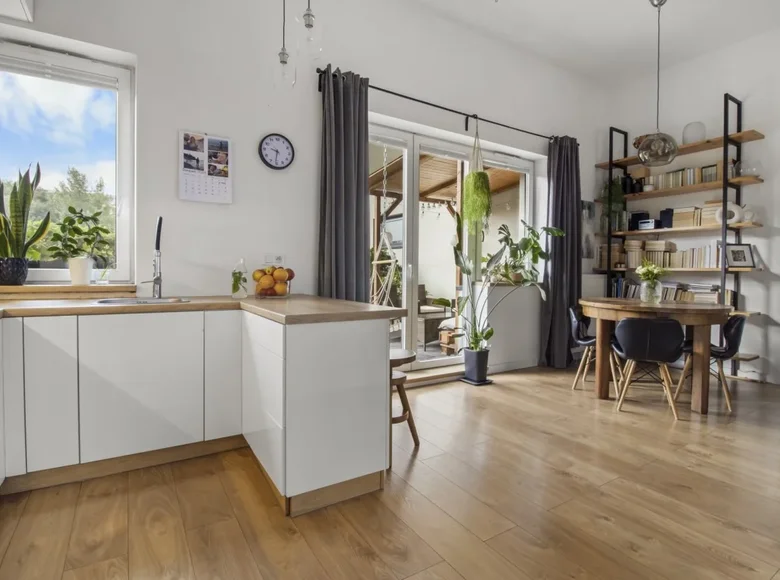 2 room apartment 45 m² Warsaw, Poland